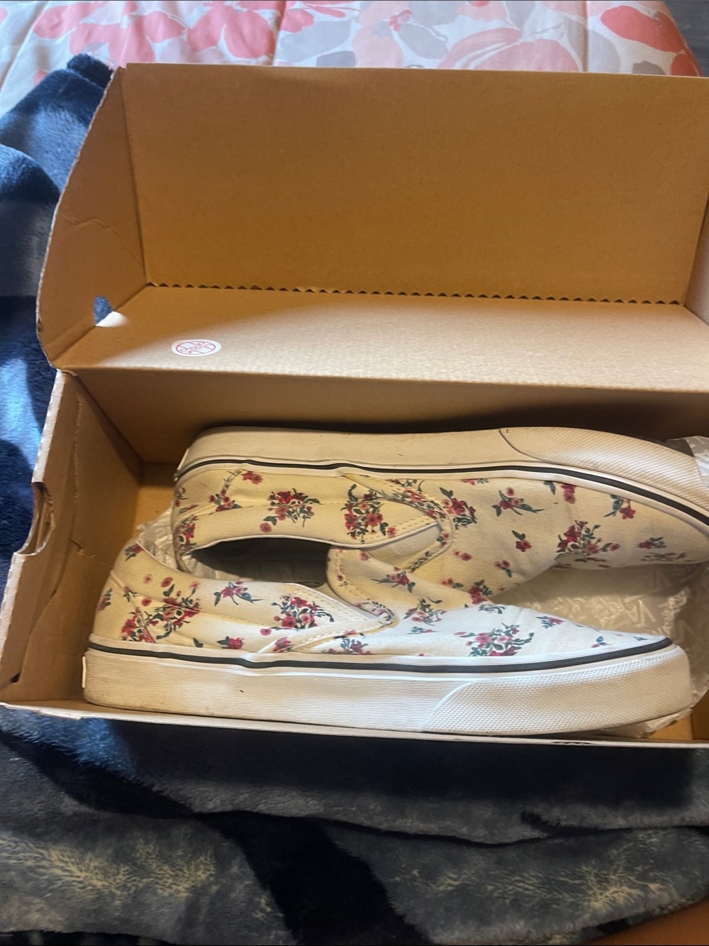 Floral Slip-On Canvas Sneakers - Cream with Pink/Green Bouquet